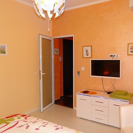 Orange Flower Apartments 1 Sofia Rom bilde