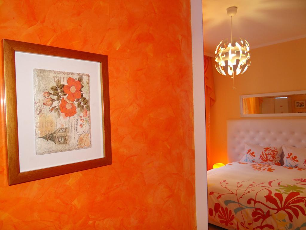 Orange Flower Apartments 1 Sofia Rom bilde